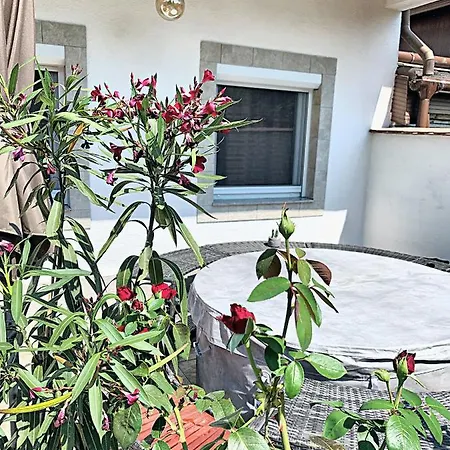 Holiday home Galler Jakuzzis Vendeghaz