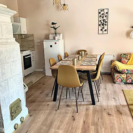 Holiday home Galler Jakuzzis Vendeghaz